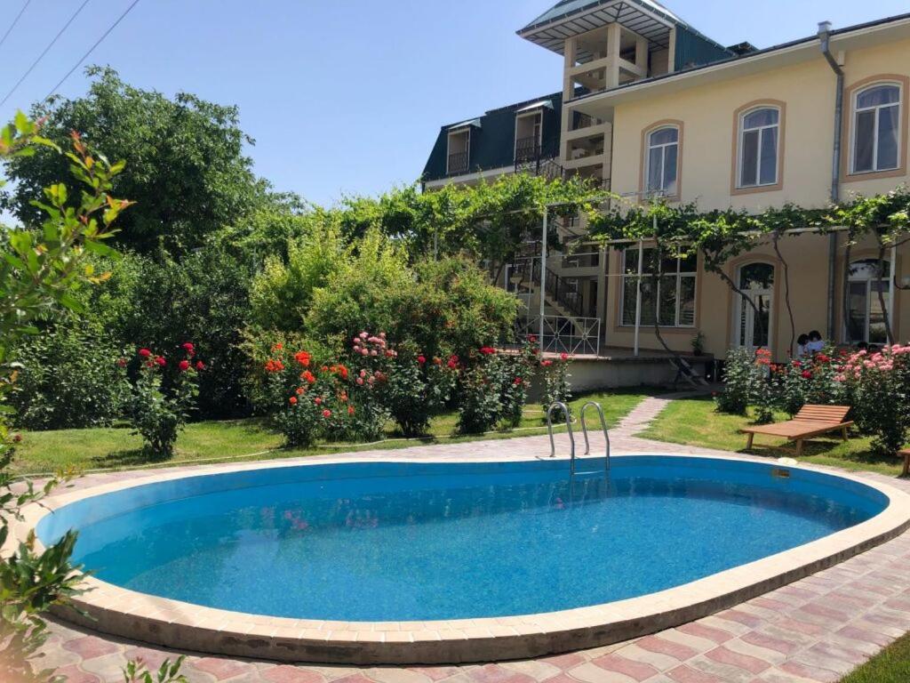 Hotel Latif Samarkand Buitenkant foto